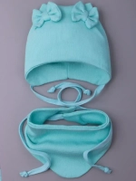 Шапка для девочки с ушками осенняя и снуд