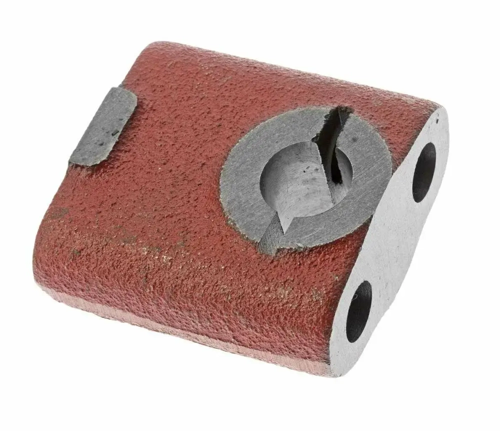 Стойка оси коромыс.крайняя 245 2401007151Б