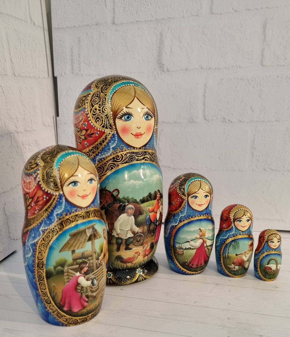 Матрешка 18см "Русская деревня" 5 мест