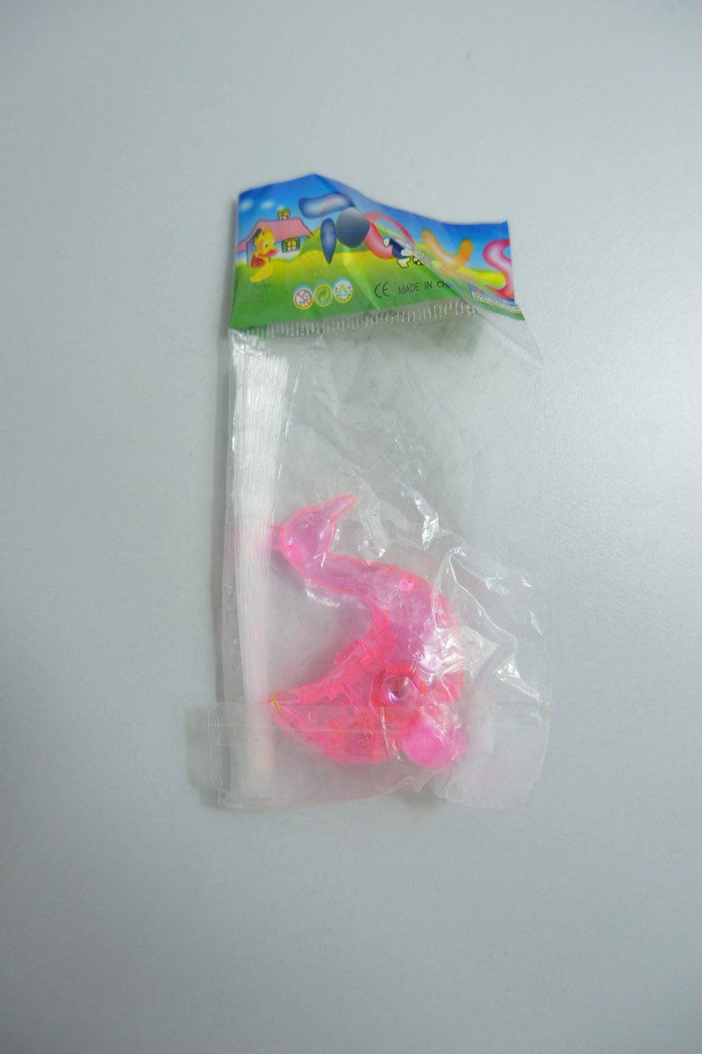 Колечко со светящемся хвостом розовое, новое