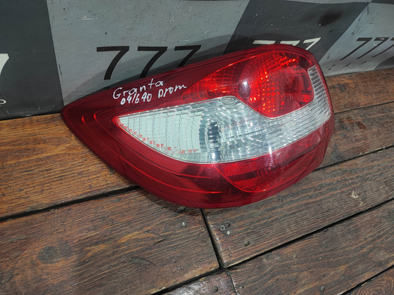 Фонарь задний левый LADA Granta 14-нв Б/У Оригинал 21910371601100