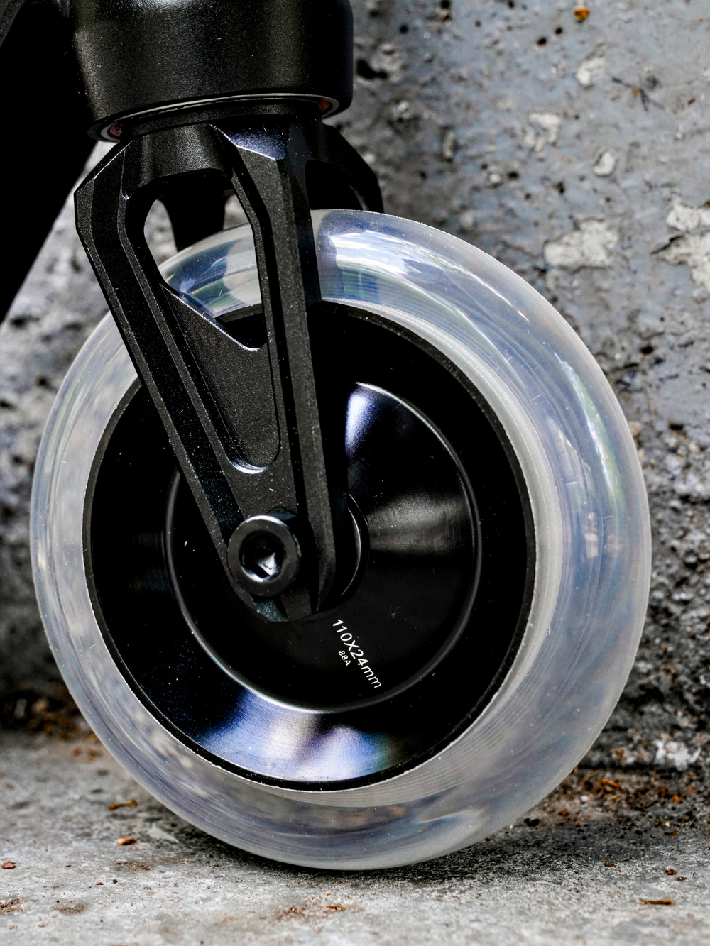 Колеса TRIADA BASIC HOLLOW TECH прозрачный/черный