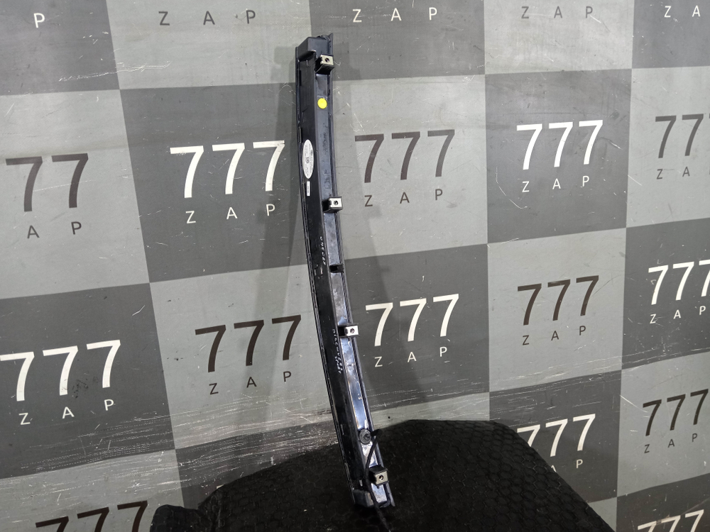 Стоп сигнал Jaguar F-pace 16-нв Б/У Оригинал LR085686