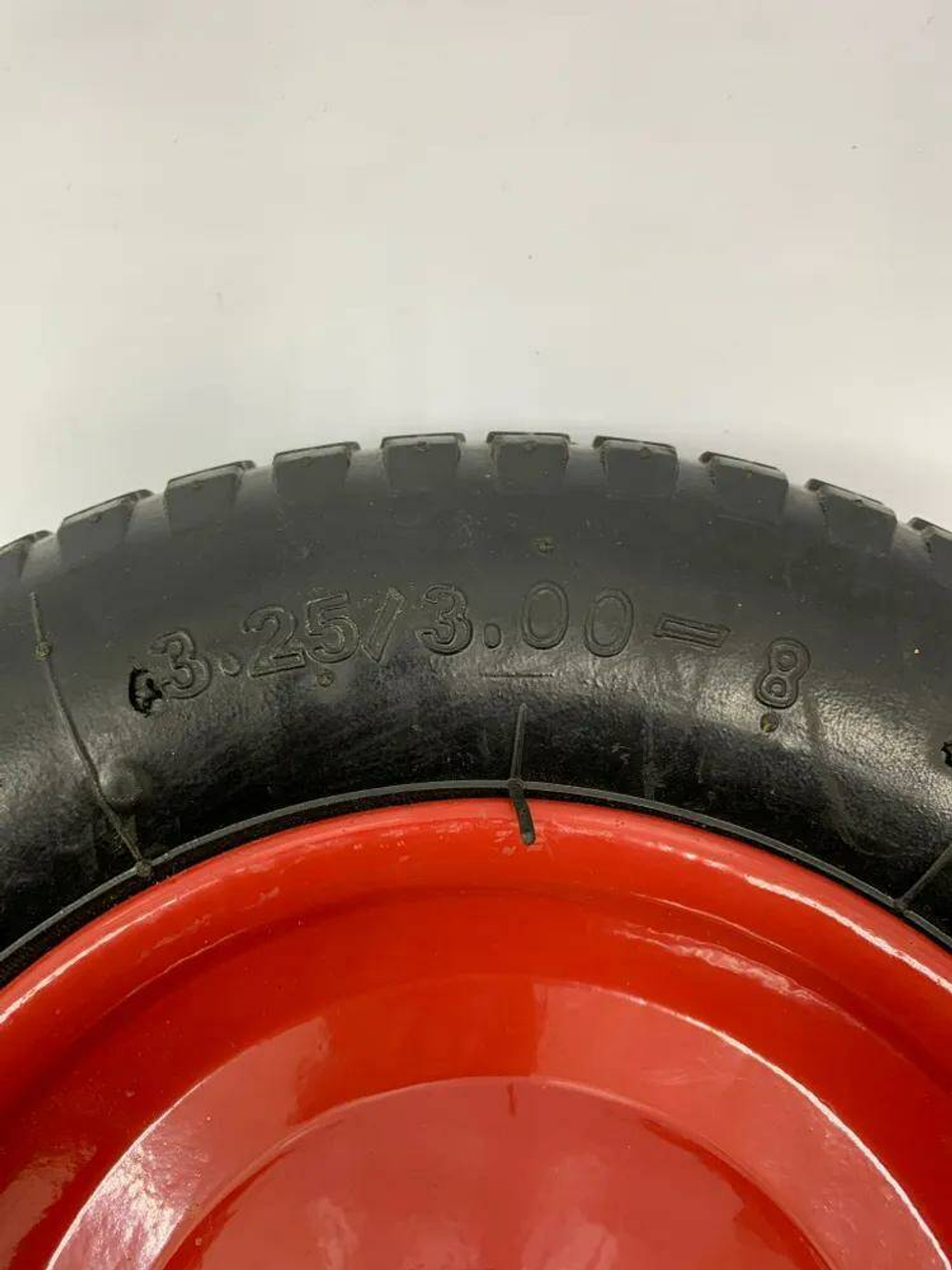Колесо надувное для садовой тачки 3.25/3.00-8 тип 2