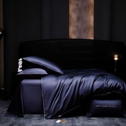 Комплект постельного белья на резинке Однотонный Сатин Премиум «Темный сапфир»