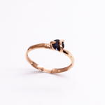 Кольцо с черным фианитом