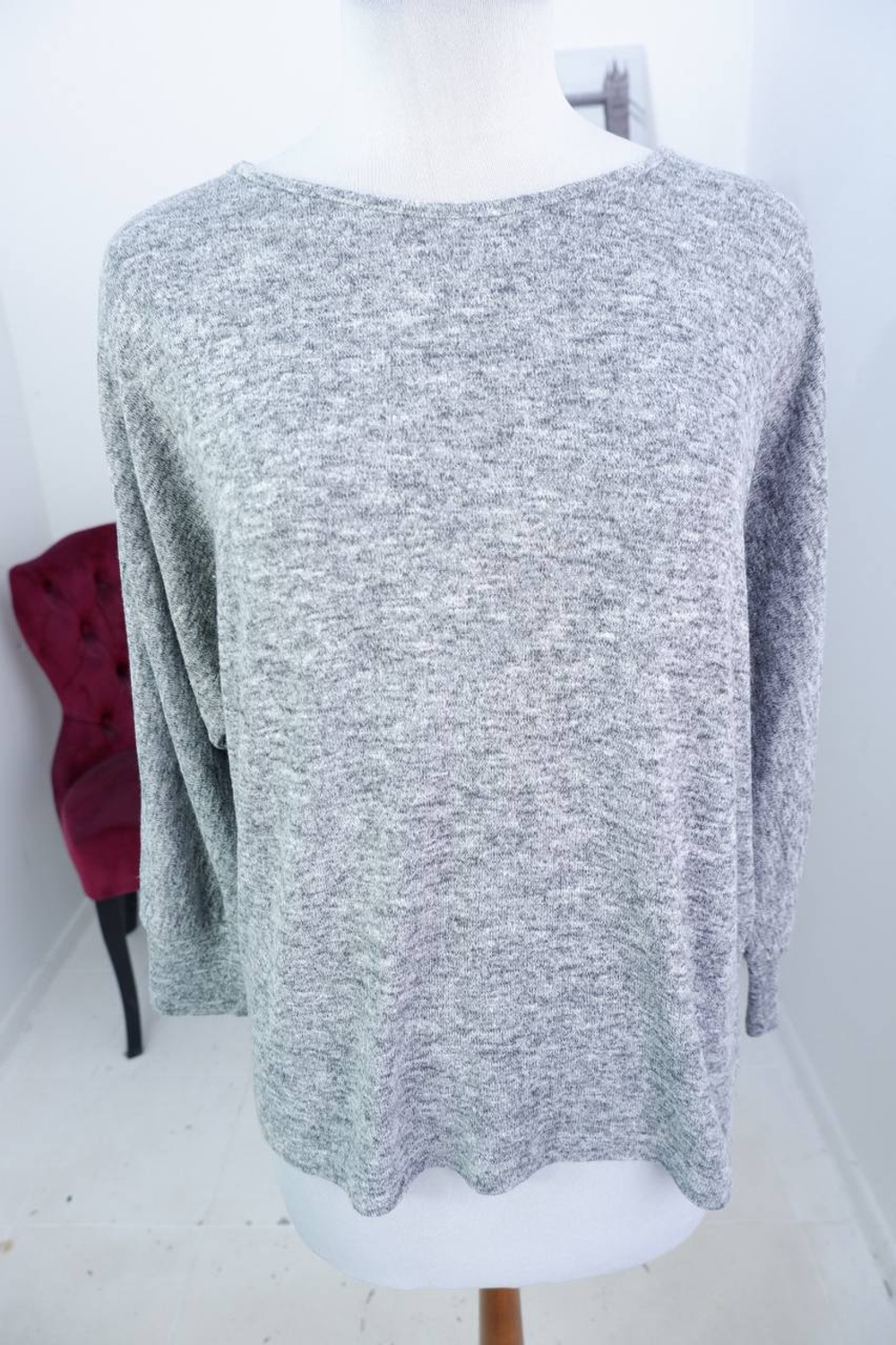 Джемпер Zolla свободного кроя, маркировка М, визуально на 46 размер