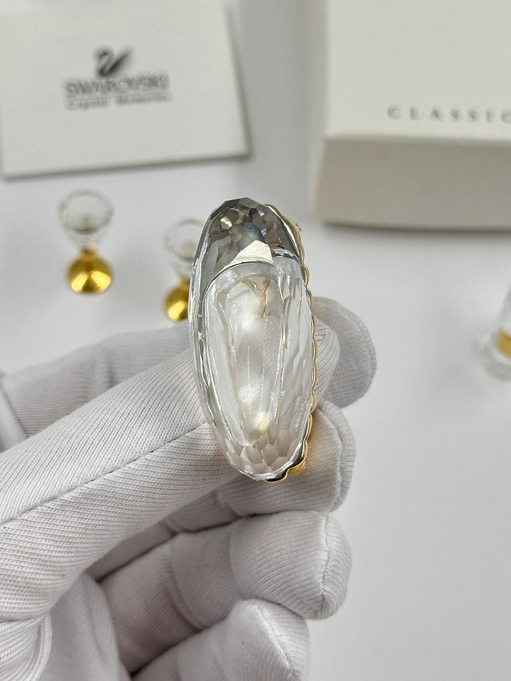 Набор миниатюрных предметов Swarovski