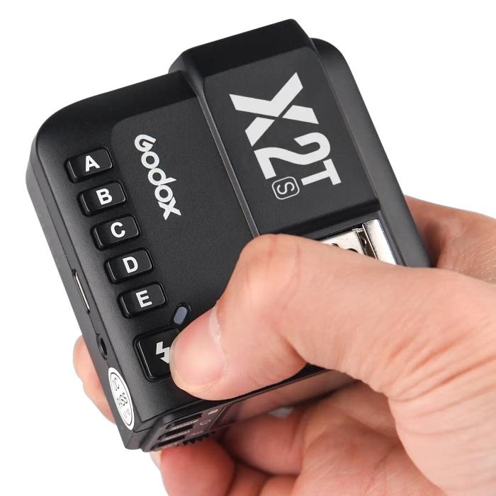 Пульт-радиосинхронизатор Godox X2T-S TTL для Sony