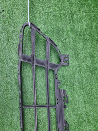 Решетка переднего бампера BMW X1 F48 (2019-2022)