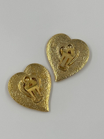 Крупные клипсы в виде сердец Yves Saint Laurent