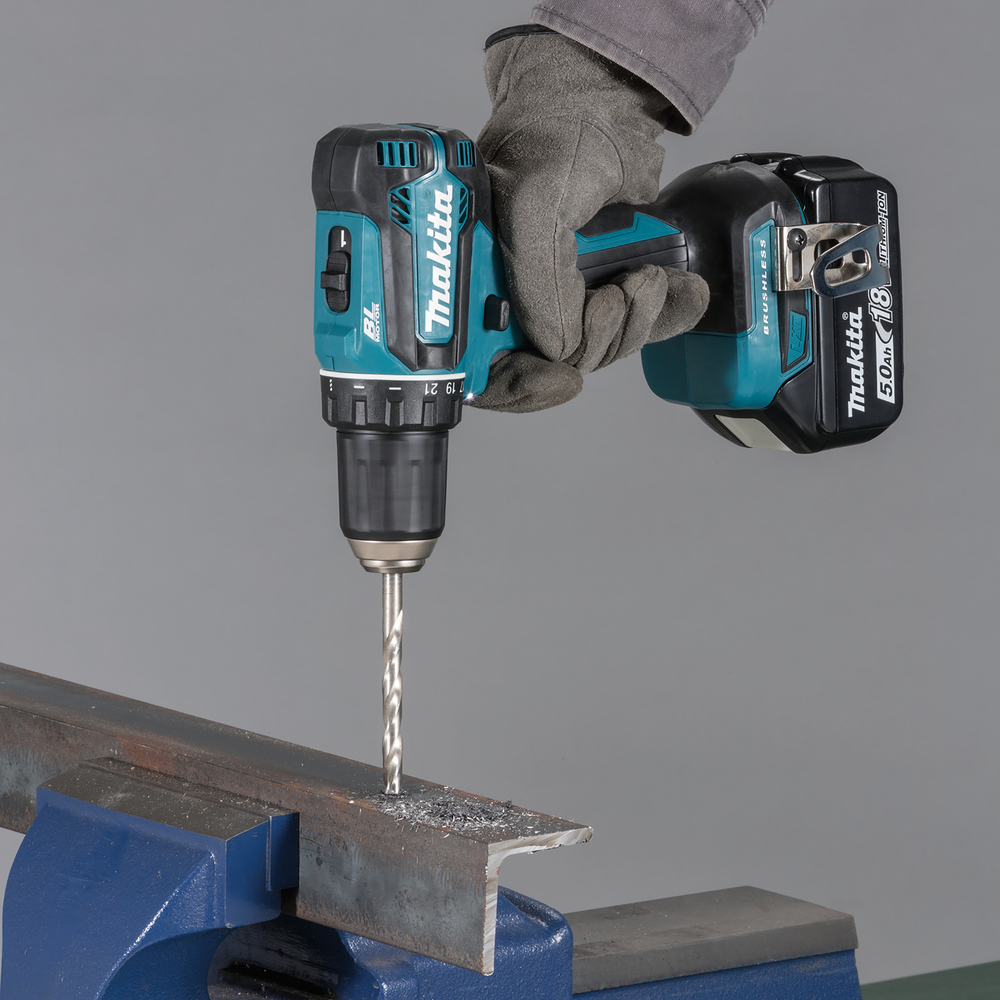 Аккумуляторная дрель-шуруповёрт Makita DDF485Z(R)