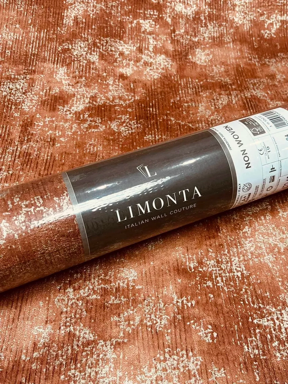 Обои флизелиновые 47310L Metropole Италия