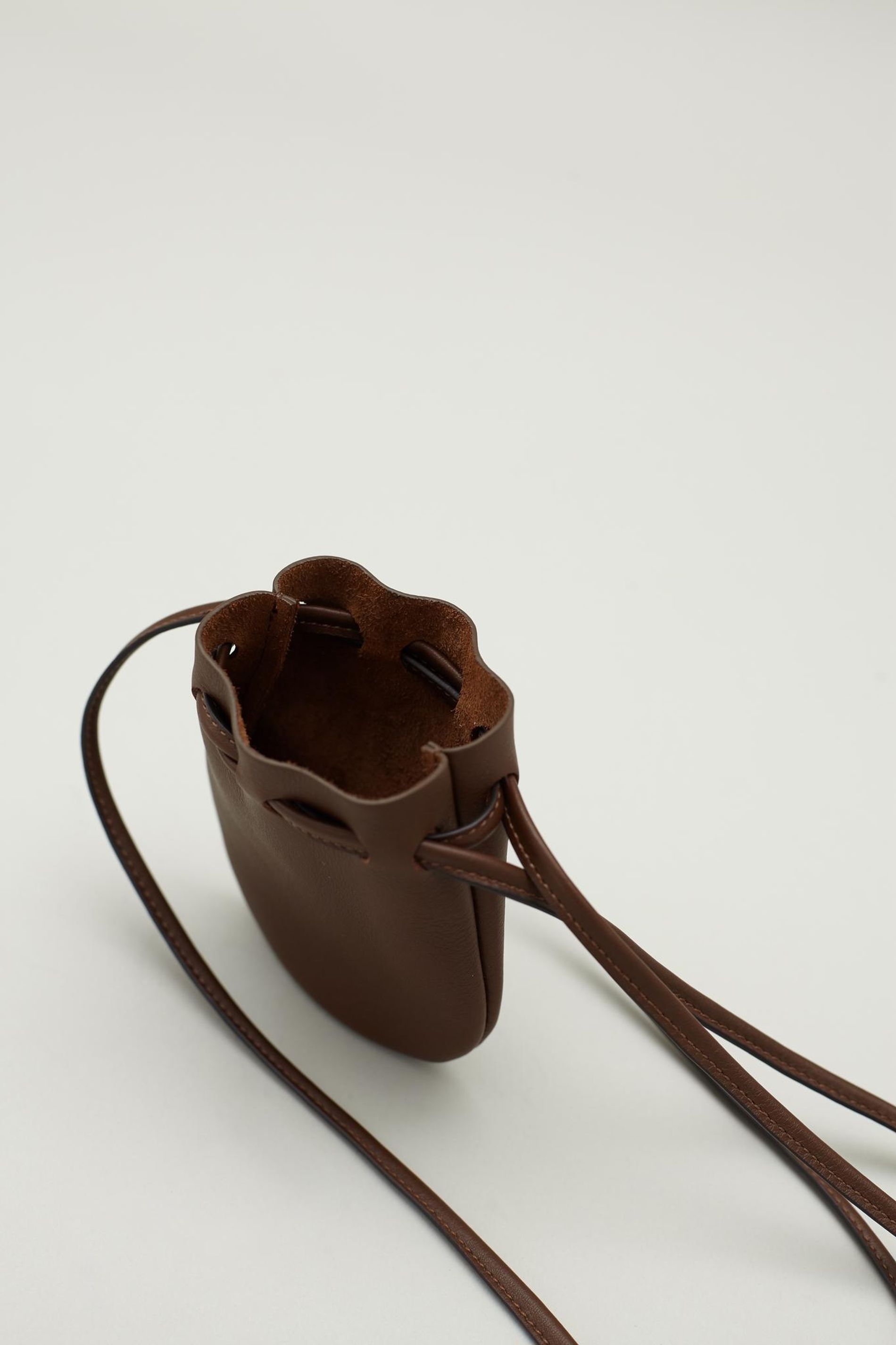 5 OʼCOAT×SHELK МЕШОЧЕК DARK BEIGE