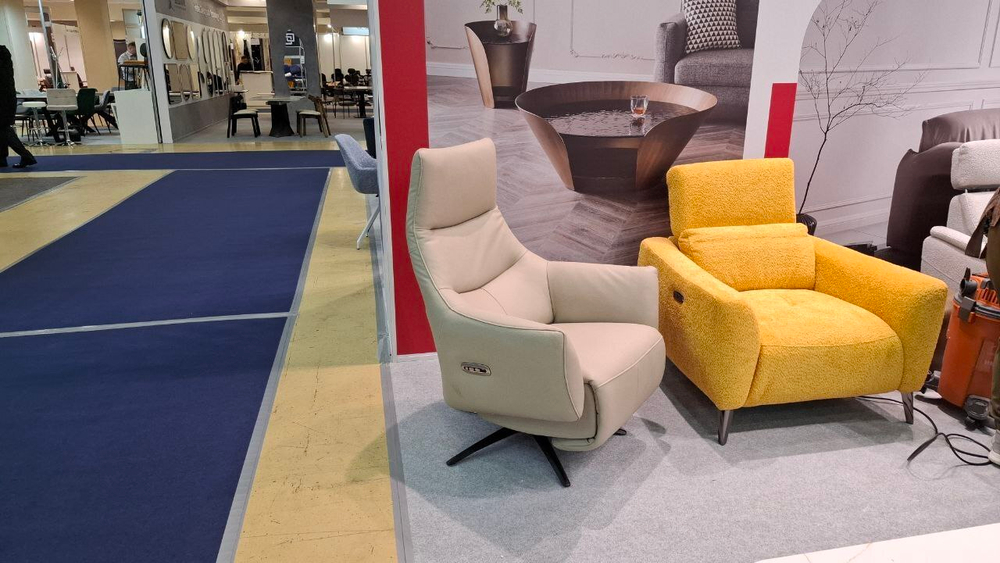 Кресло-реклайнер Lafayette желтое