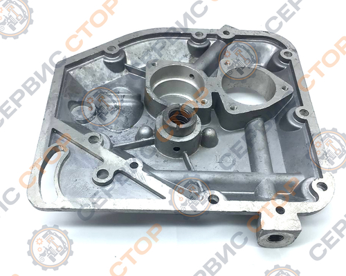 Крышка блока двигателя правая (короткий блок) R180