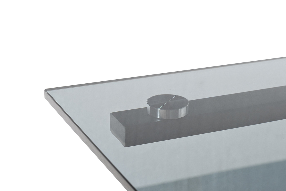 Стол журнальный приставной серый, стекло тонированное 50x50x50см Garda Decor