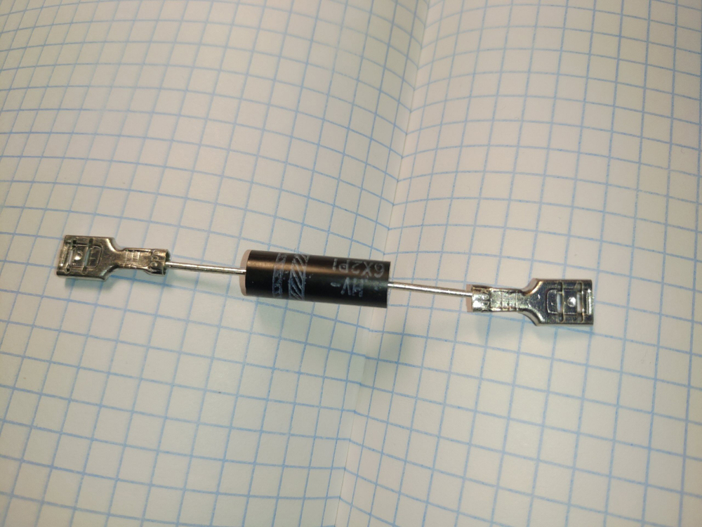 Диод высоковольтный для СВЧ 12кв клемма - клемма