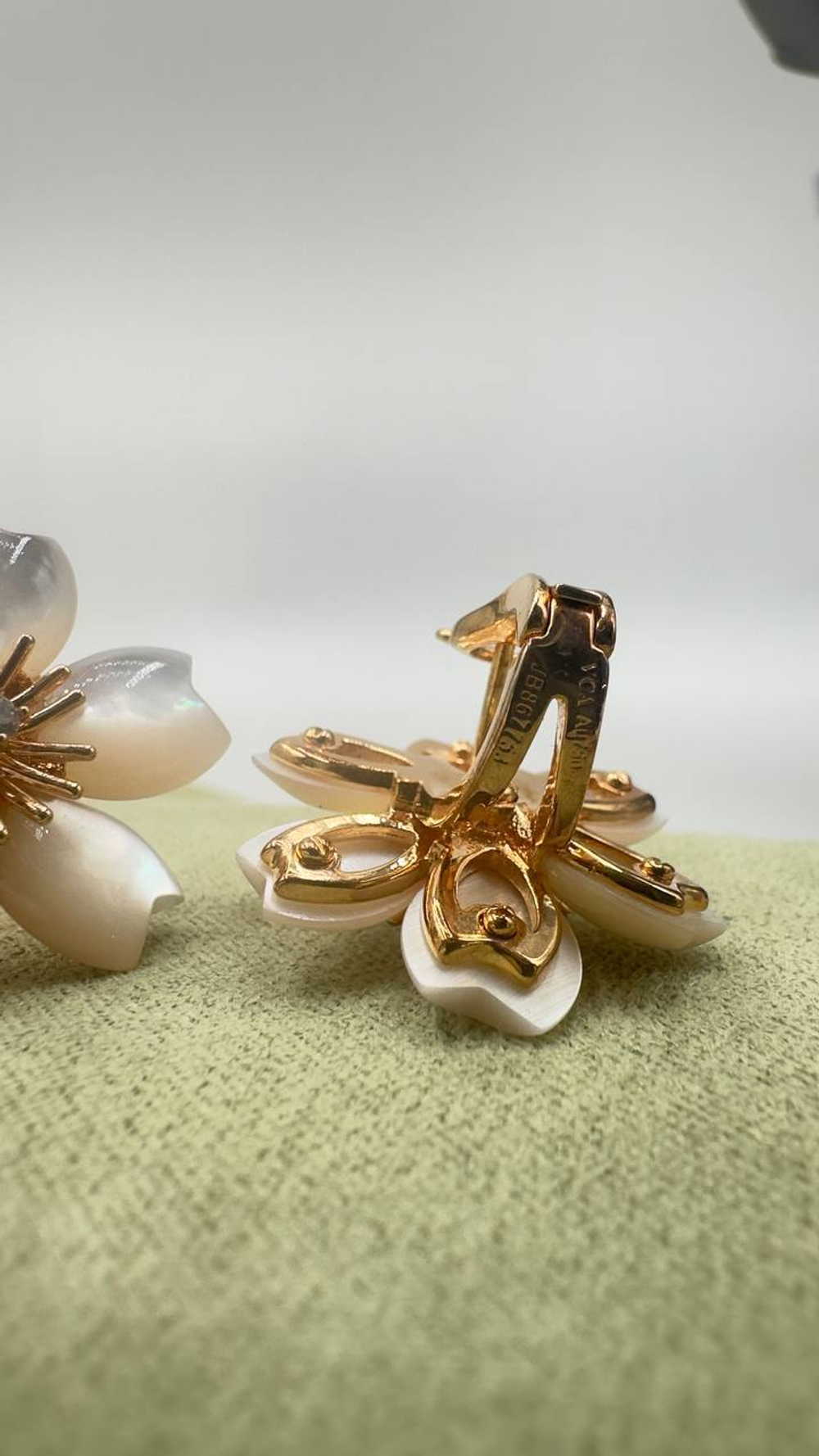 Серьги Van Cleef & Arpels