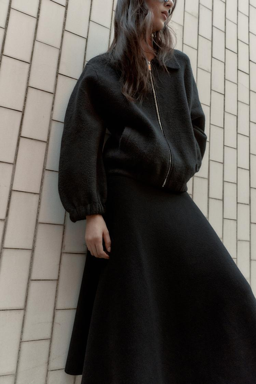 ZARA ТРИКОТАЖНЫЙ БОМБЕР НА МОЛНИИ, ЧЕРНЫЙ