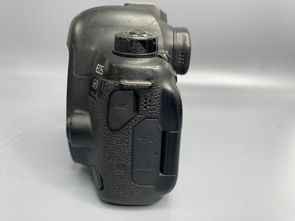 Canon EOS 6D Mark II 30.000 кадров