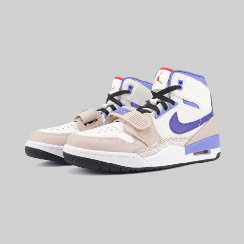 Кроссовки Jordan Legacy 312 Valentine's Day артикул:FD4332-141 - купить в магазине Дайс