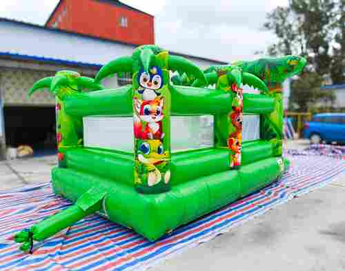 Коммерческий надувной батут «Сафари парк», 4*3*2,5 м