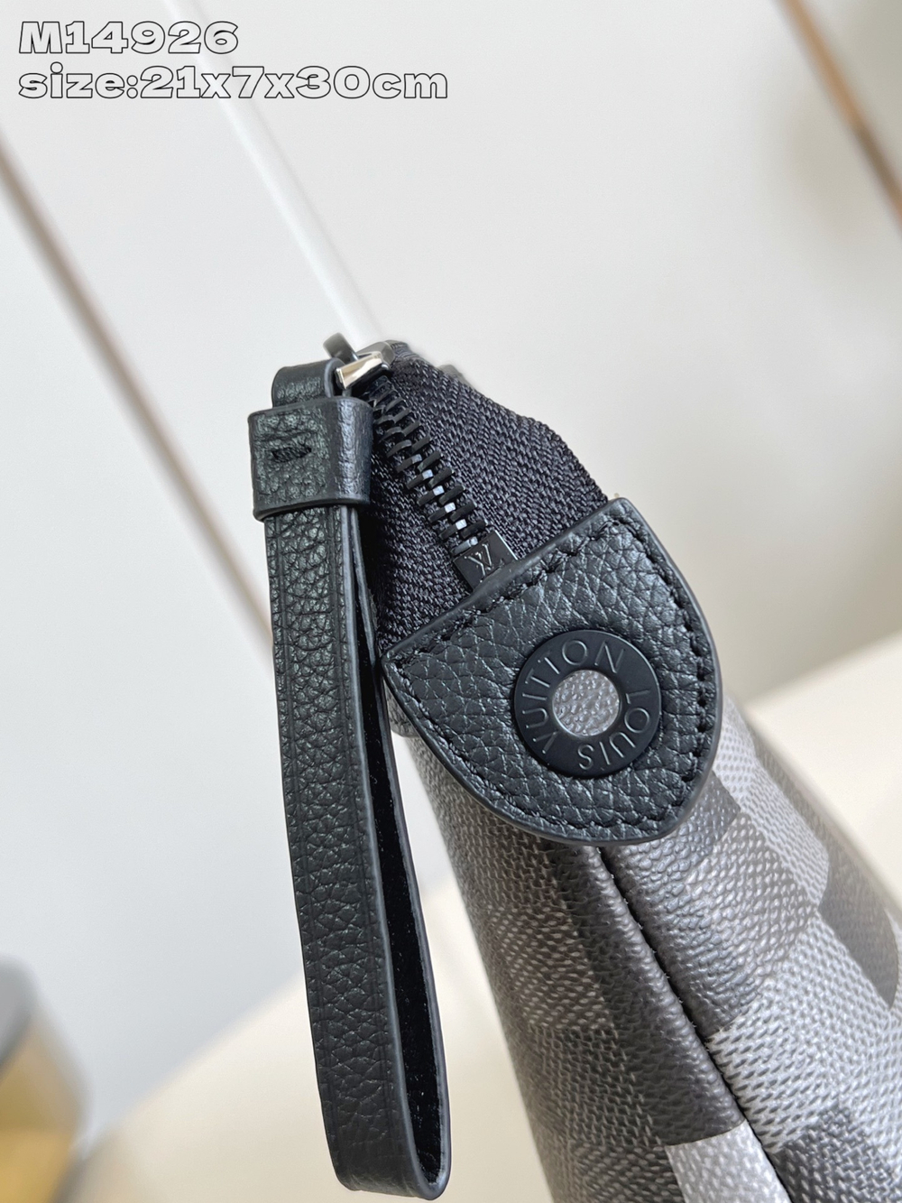 Louis Vuitton Pochette Voyage Souple