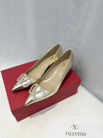 Valentino Vlogo Pump 4 cm