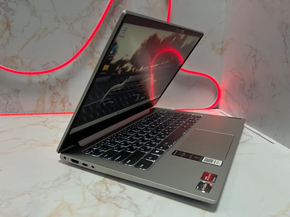 Ноутбук Lenovo IdeaPad S340-14API. Конфигурация: Конфигурация: Ryzen 7 3700U/8GB/256GB/Radeon RX VEGA 10/Win 11/FHD