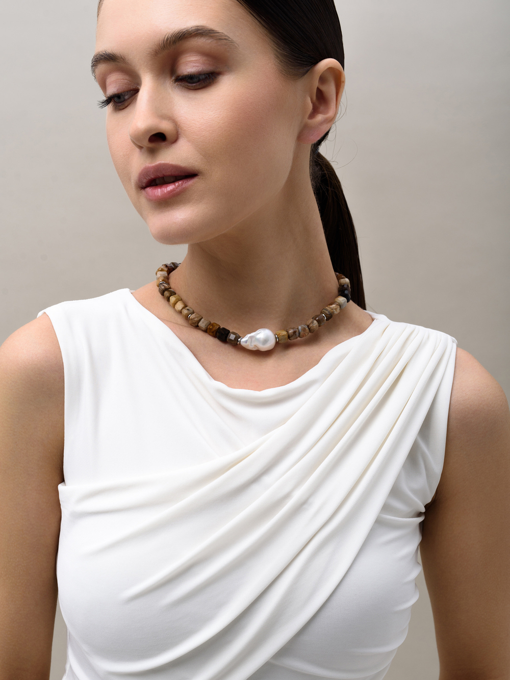 Колье "Pearl caramel " Silver тигровый глаз
