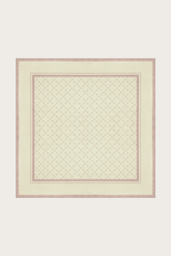 ПЛАТОК ИЗ ЖЕЛТОГО ШЕЛКА С АВТОРСКИМ ПРИНТОМ 90*90