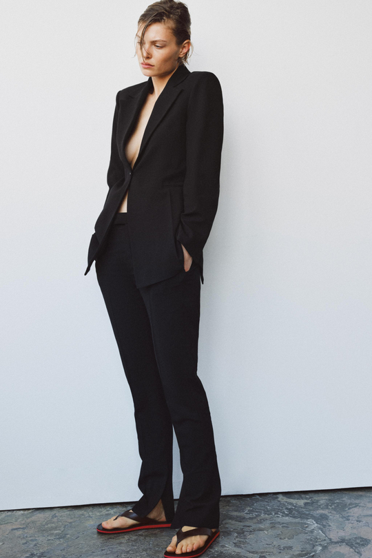 ZARA ПРИТАЛЕННЫЙ БЛЕЙЗЕР ИЗ СМЕСОВОЙ ШЕРСТИ — ZW COLLECTION LIMITED EDITION, ЧЕРНЫЙ