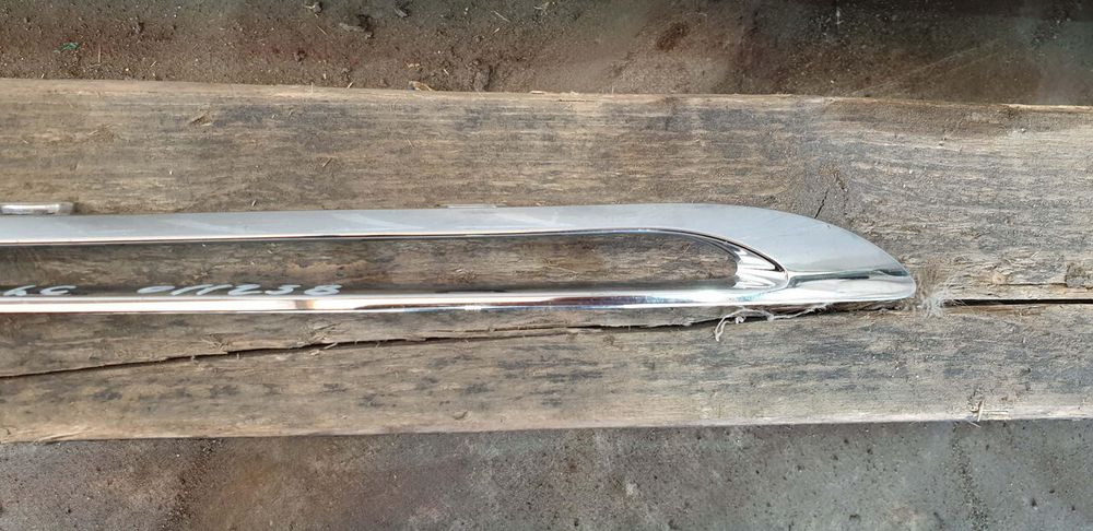 Молдинг решетки радиатора Mercedes GLC (X253) 15-19 Б/У Оригинал A2538880485