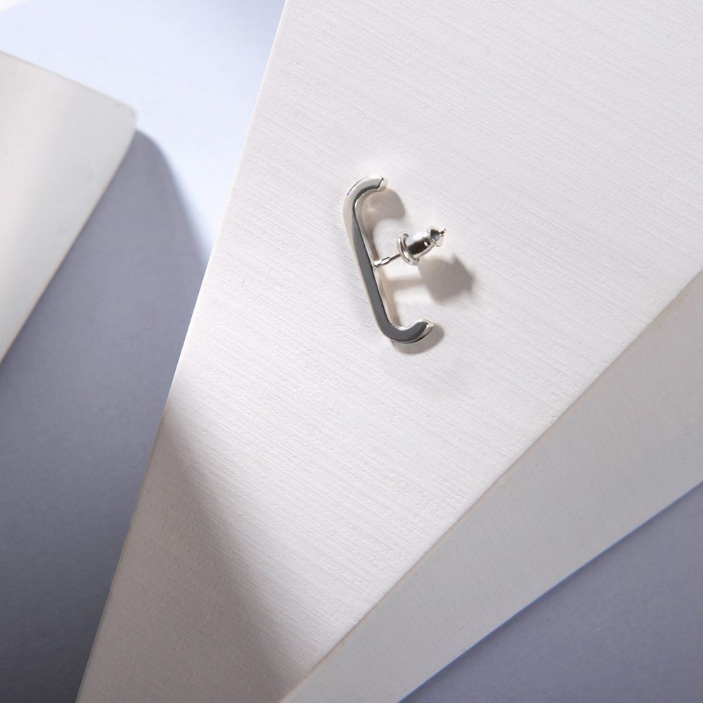 Моносерьга Base 18