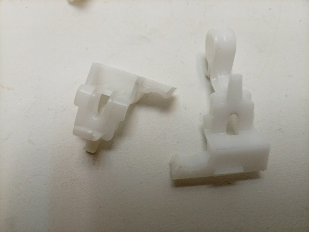 WSPE6H612A кт41 Пластиковые элементы для стиральной машины Beko б/у