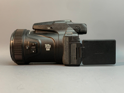 Nikon Coolpix P1000