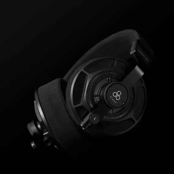 Final Audio D8000 DC Black