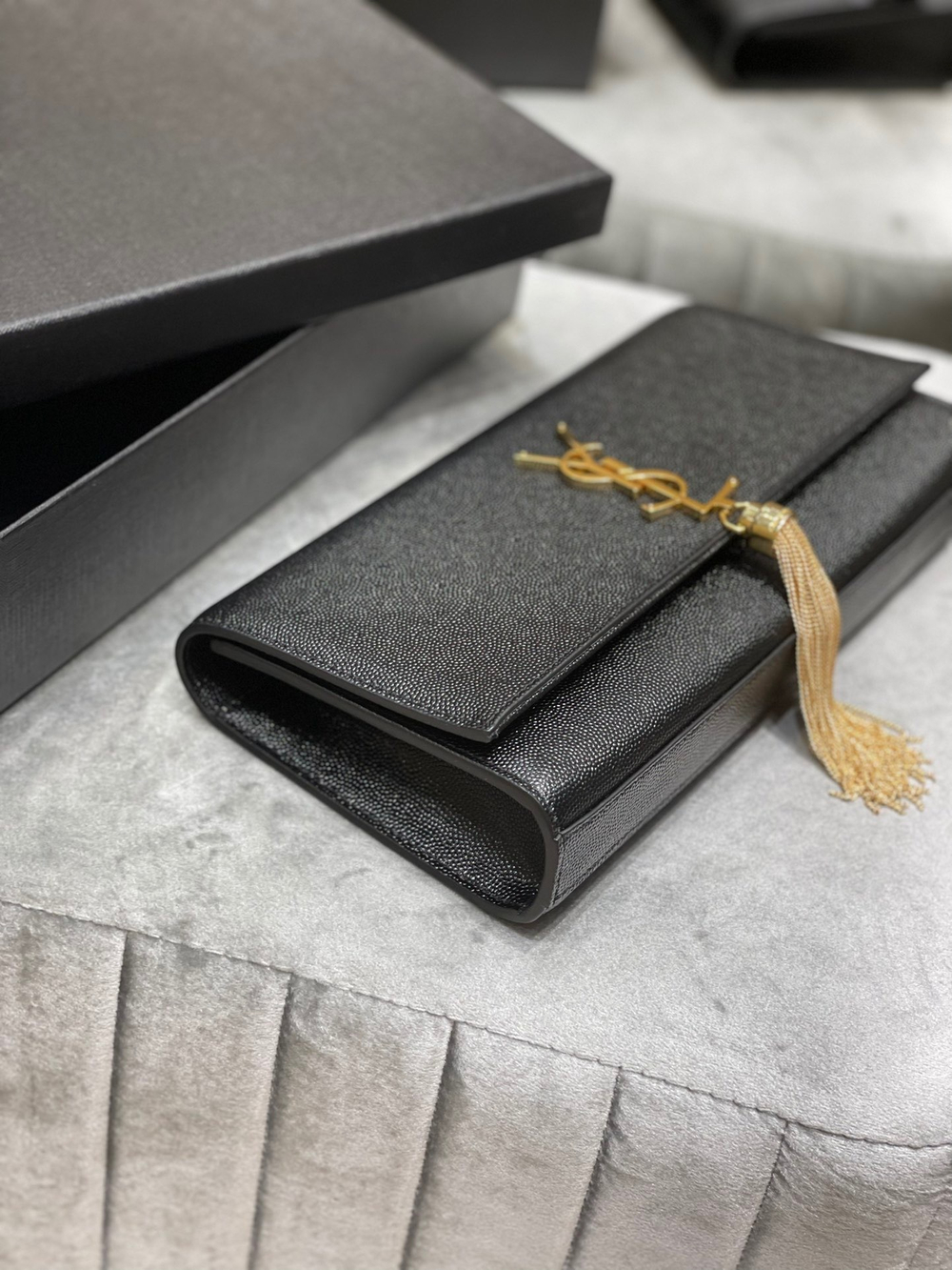 Saint Laurent Kate Clutch 27 cm