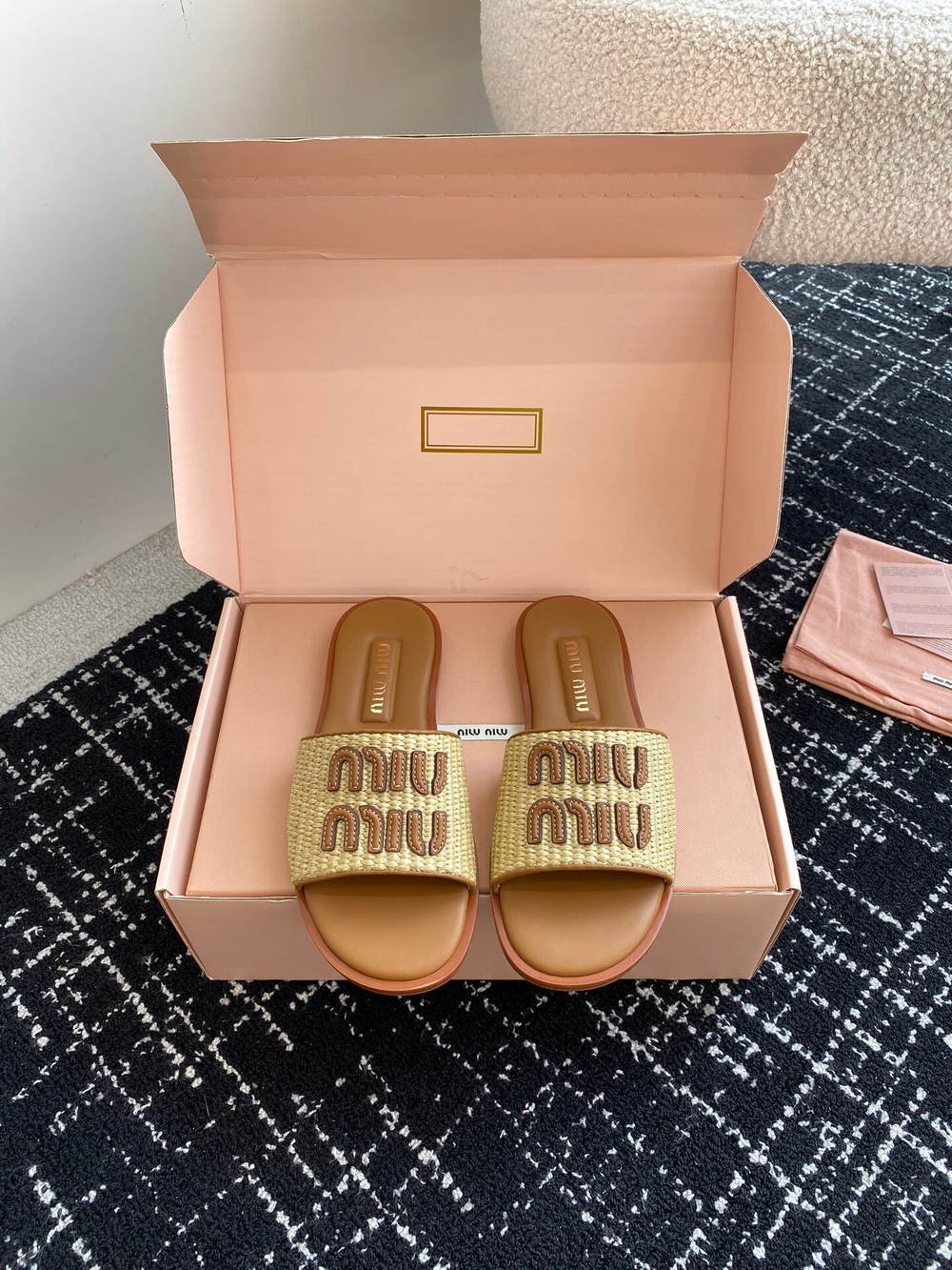 Miu Miu Slide (2 colors)