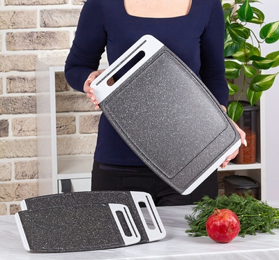 Доска разделочная ХЕВИ 405*275 мм антискользящие вставки, увеличенная толщина, желобки для отвода влаги М1567