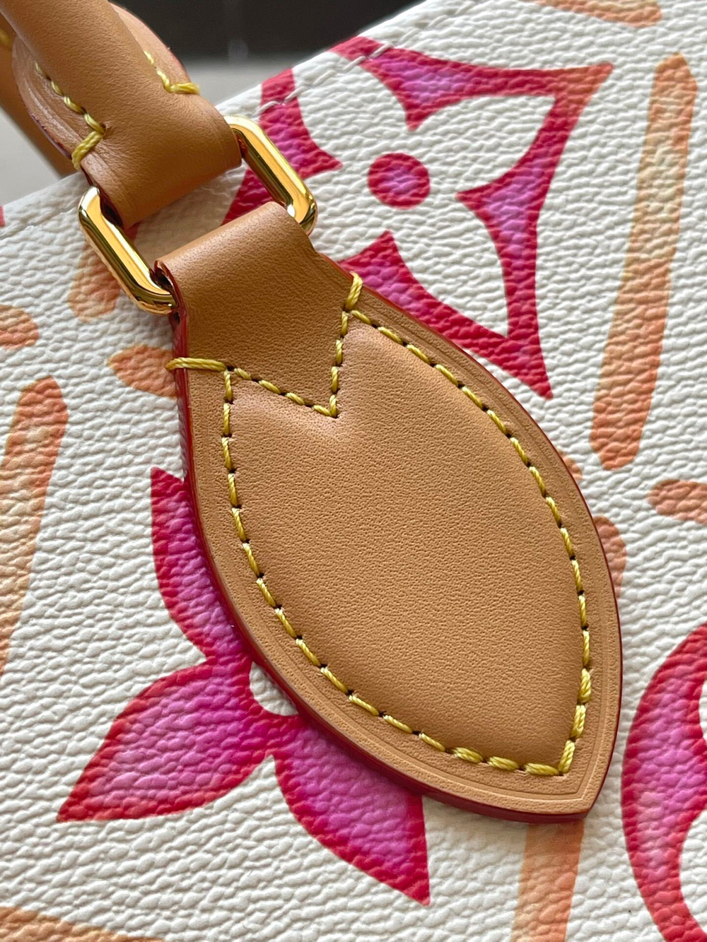 Louis Vuitton Onthego MM