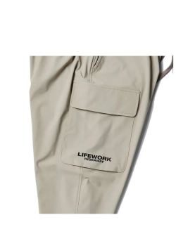 Брюки-карго с сетчатым карманом