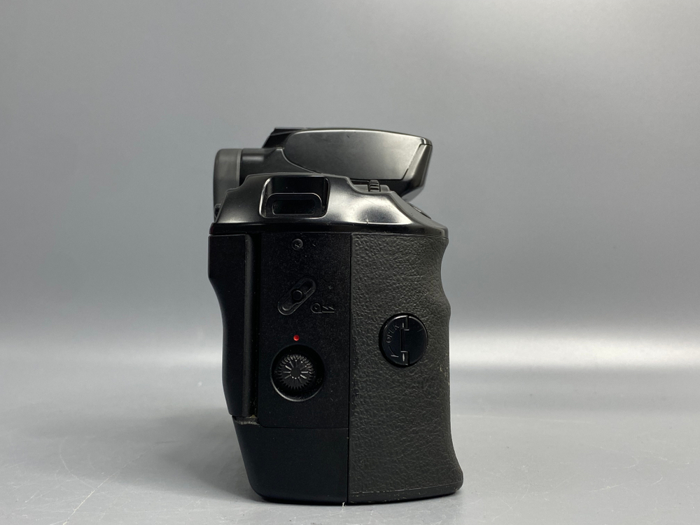 Canon EOS 5 13.000 кадров колесо режимов тяжело прокручивается