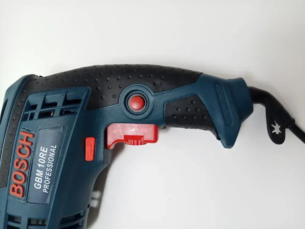 Ручная дрель GBM10 RE