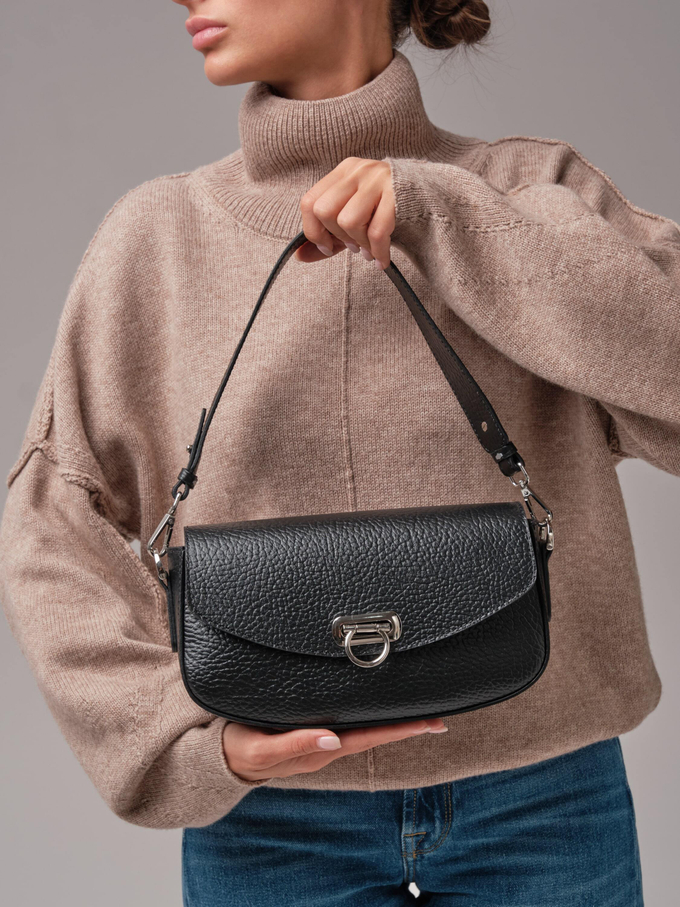 Кожаная сумка кросс-боди Azaro 31049 черный соло