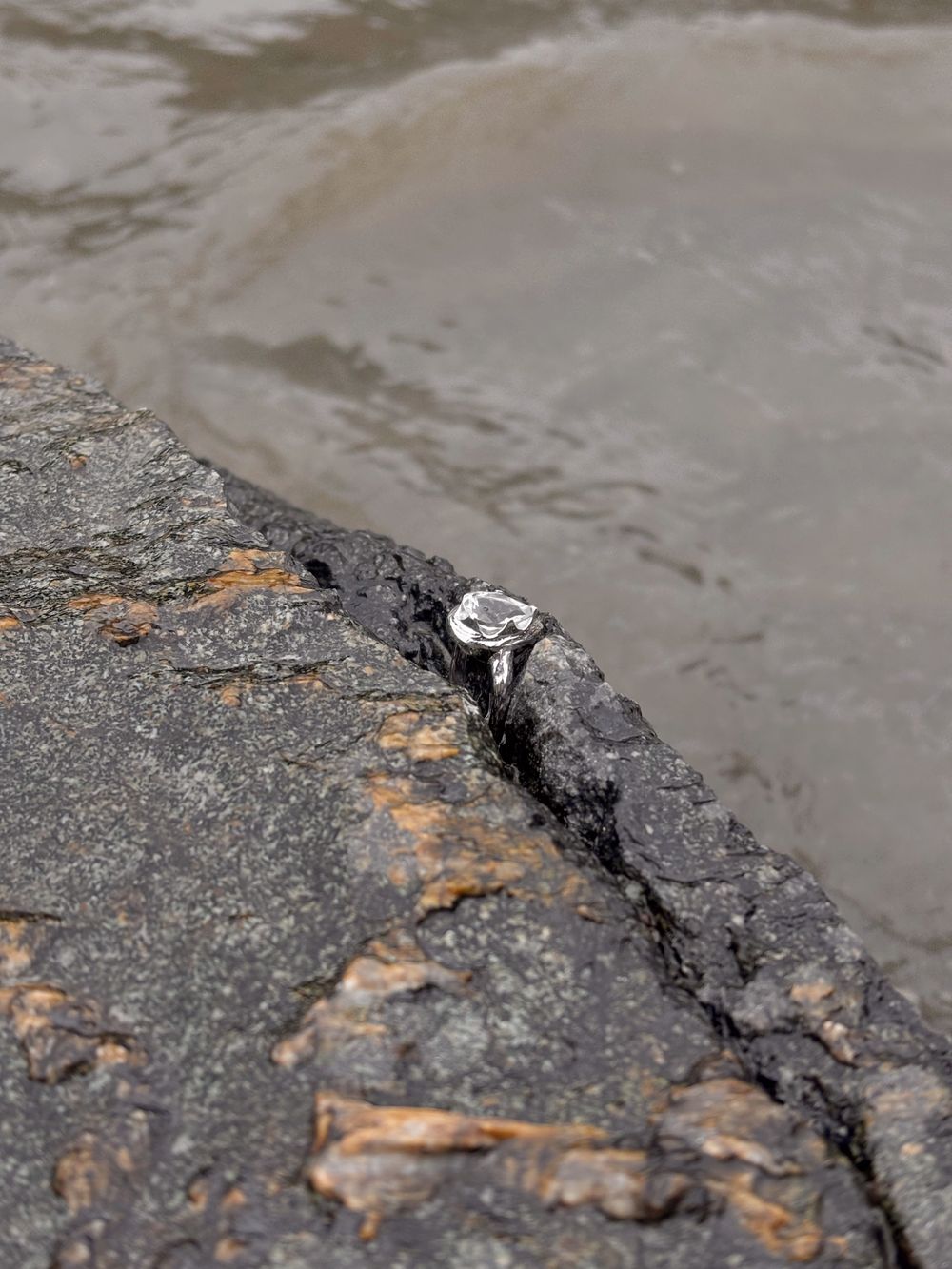 Кольцо Crystal Drop с горным хрусталем