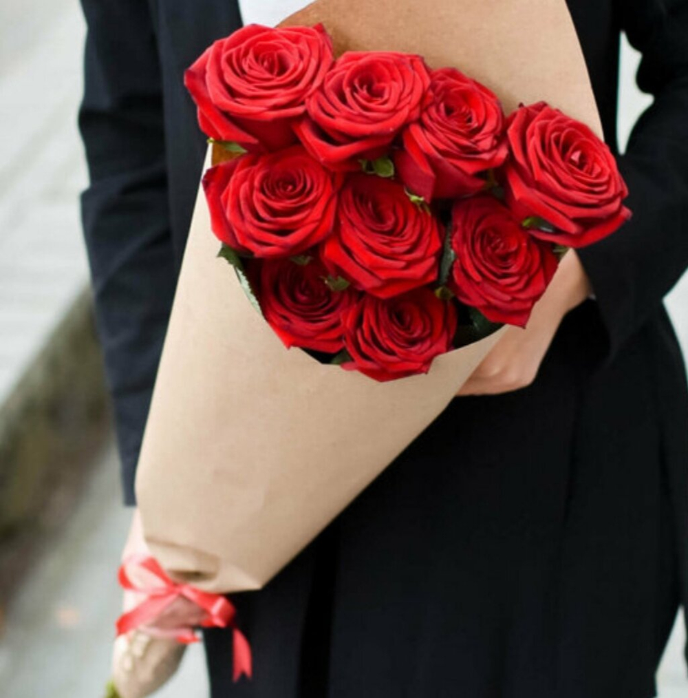 Букет из Роз Красные Эквадор, 9 шт, 55см