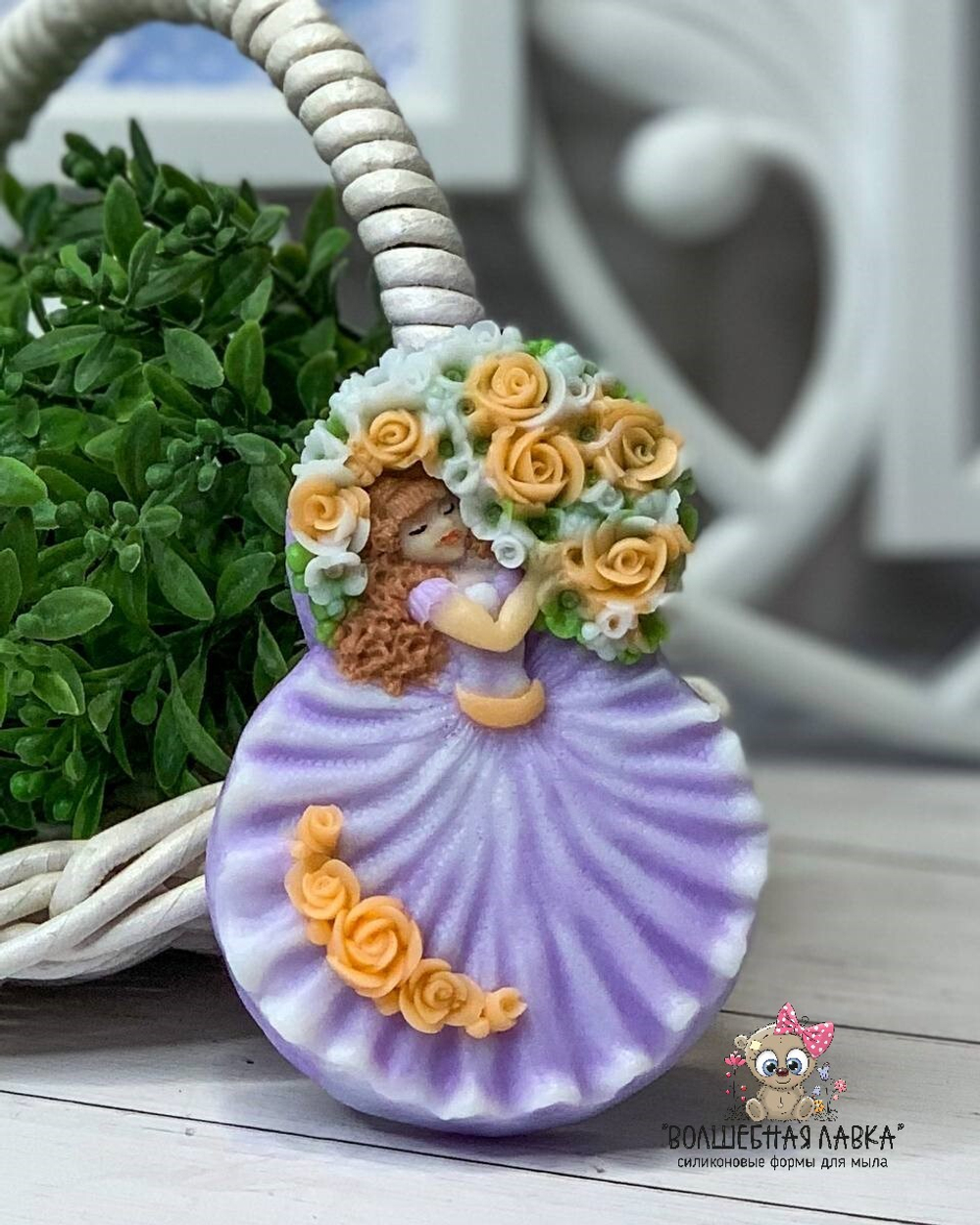 Силиконовая форма 8 с девочкой