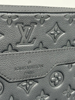 Сумка-мессенджер Louis Vuitton